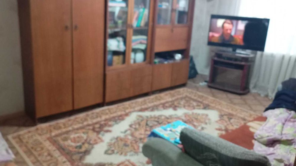 продам однокомнатную квартиру 1982г