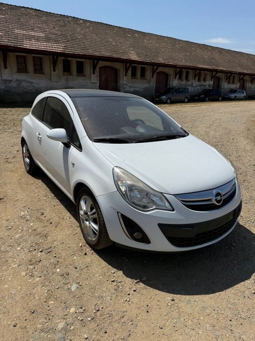Opel corsa 2011 1.7 diesel