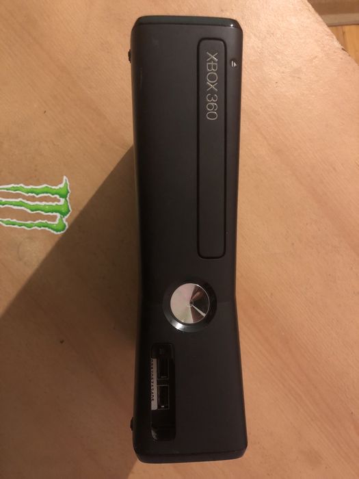 Xbox 360 slim 250GB