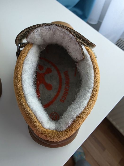 Ghete imblanite Biomecanics,  model nou, mărimea 23