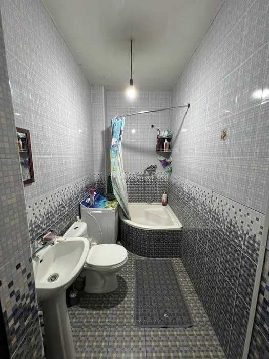 продается 2 ком квартира с ремонтом в новостройке. 46000 у е