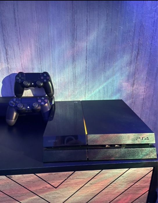 PS4 fat с FC 25, UFC 4, Tekken 7, Roblox, и 160+игр