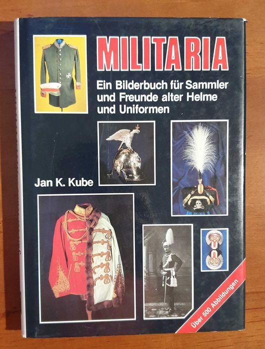 Военни униформи, брони, медали, значки, инструменти - 12 справочника