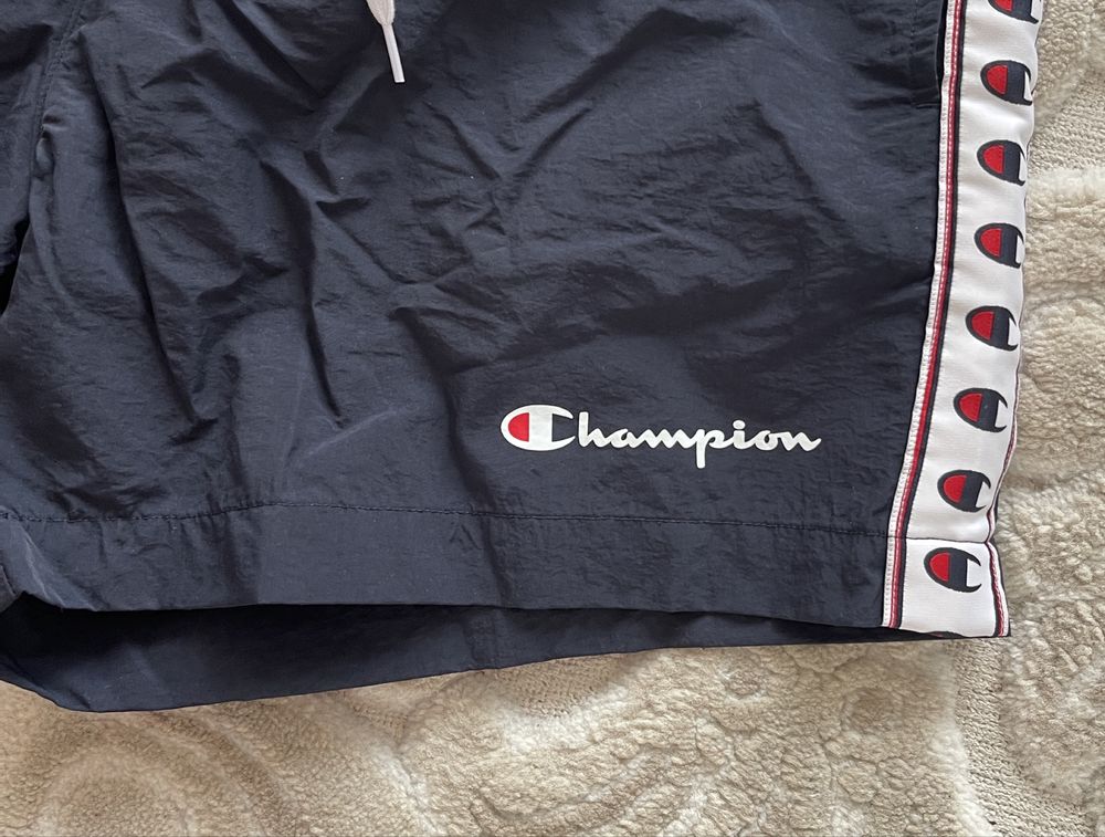Pantaloni scurti/Șort Champion (NOU)