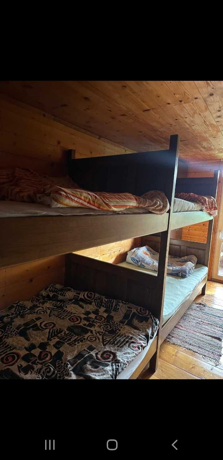 Inchiriez cabana pentru Untold si fac transport pentru 6 persoane