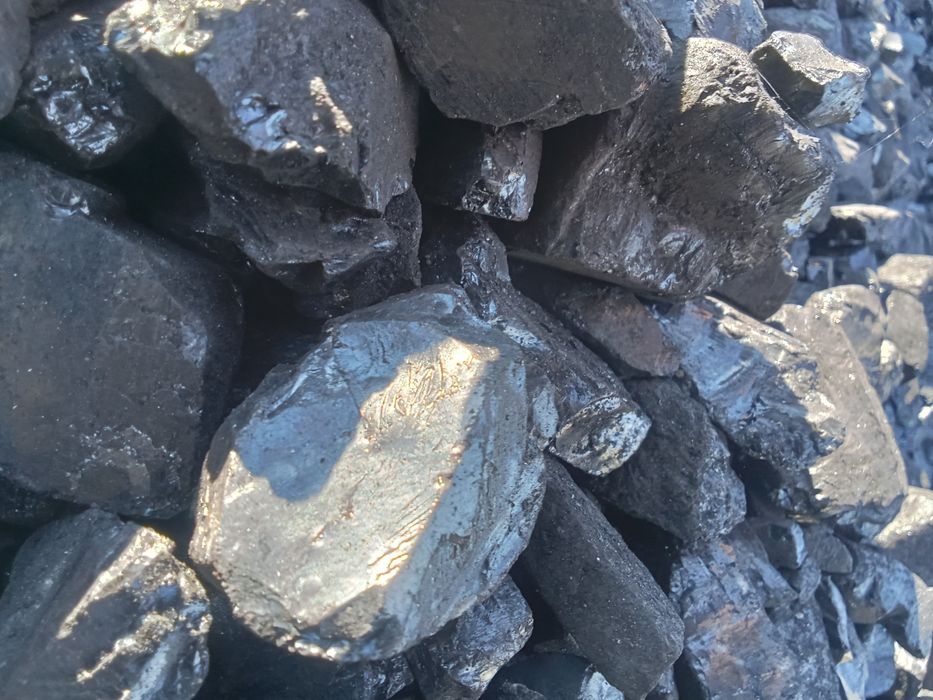 Продам уголь Каражыра по городу доставка от2х тон