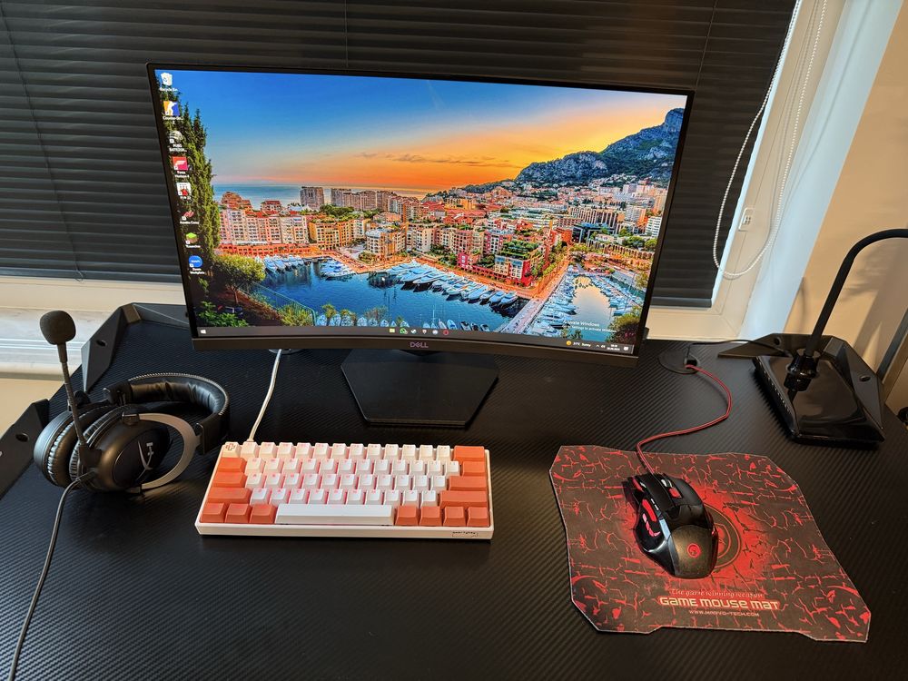 Calculator gaming + periferice performante in stare excelenta