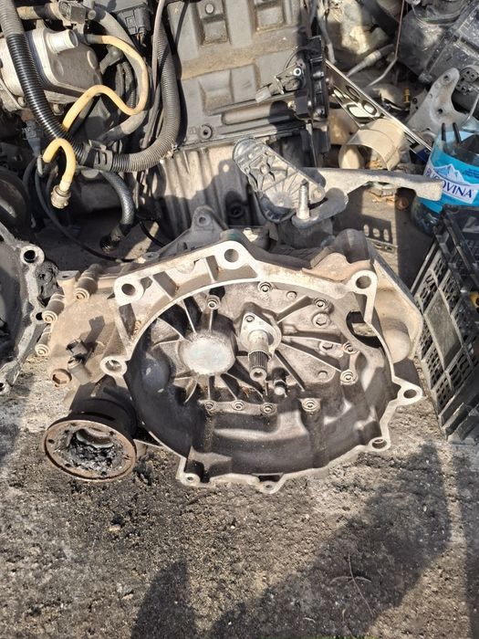 Cutie viteze skoda fabia 2 motor 1.2 benzina