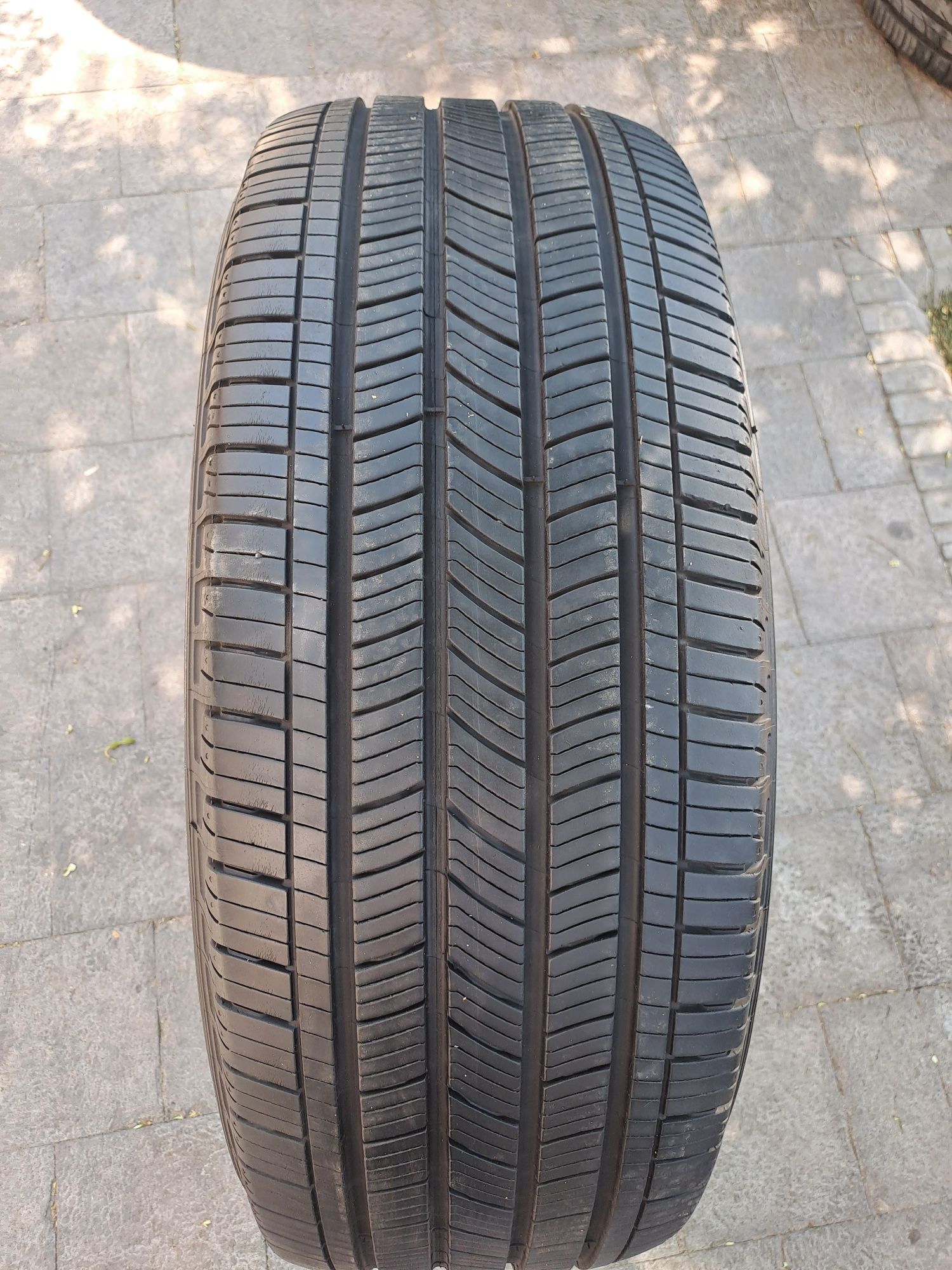 255/55/R20 Michelin