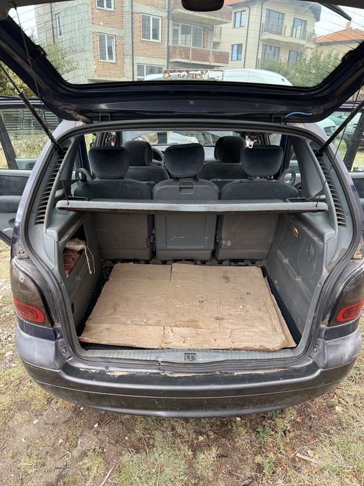 Рено меган на части