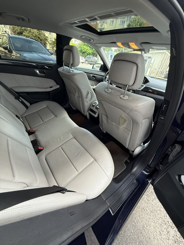 Mercedes Benz E220 CDI