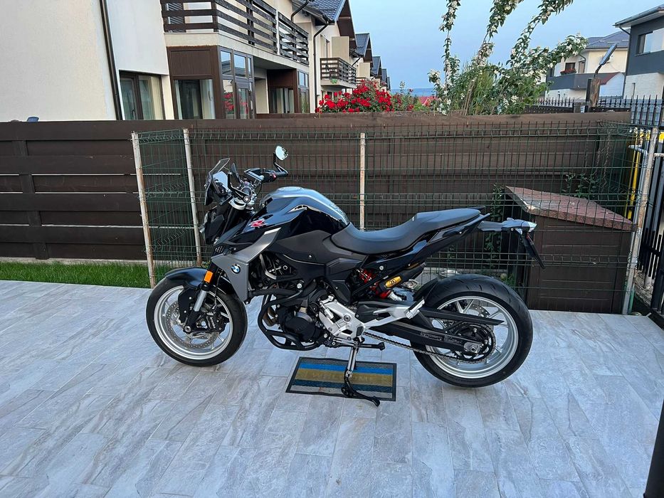 BMW F900R Black Storm Metallic