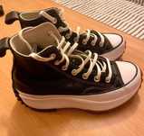 Converse Run Star Hike