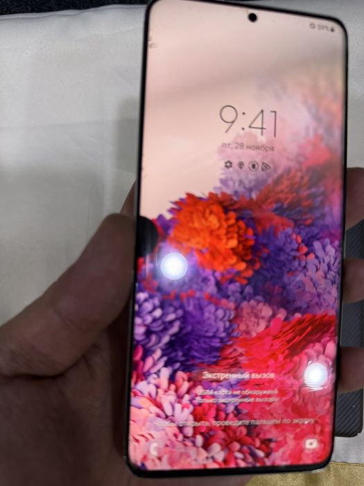 samsung s20+ pamit 256g holati yahwi faqat  oqip tel qlila