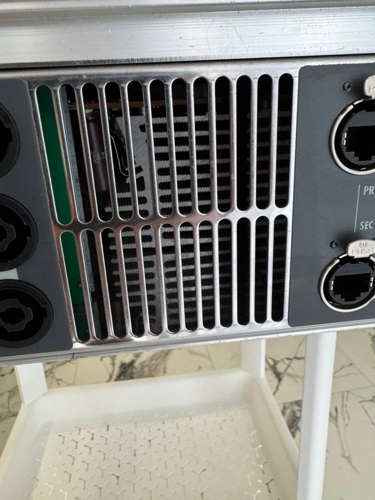 D&b audiotechnik / amplificator D40