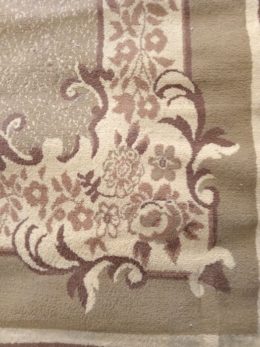 Продам шерстяные ковры размером 2×3 метра