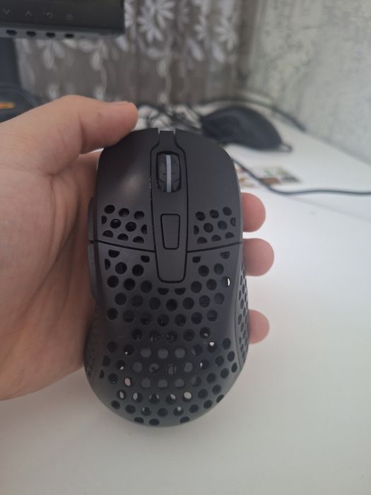 Продам мышку xtrfy m4