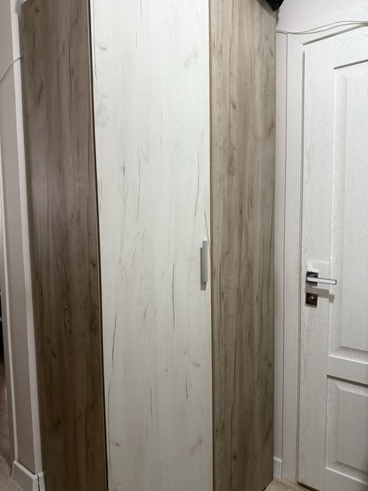 Продам шкаф в отличном состояний