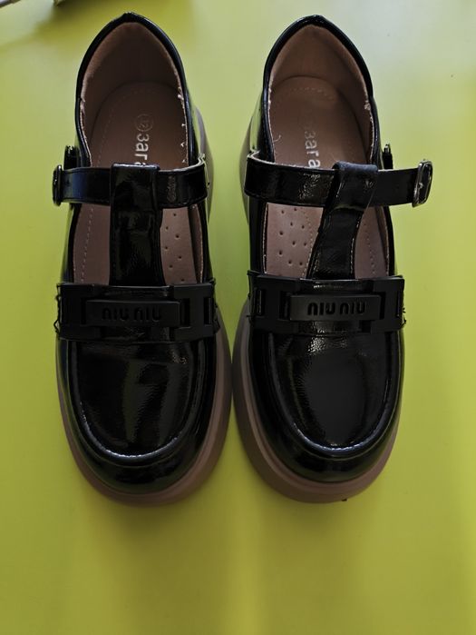 Обувь для девочки