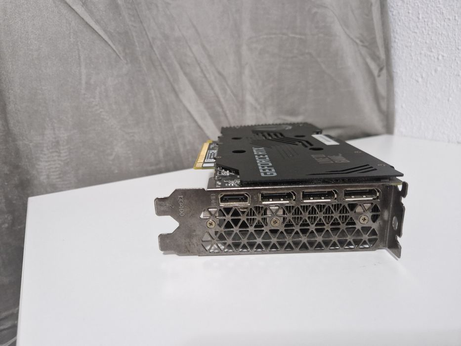 Vand Placa Video 3060 Ti (Defecta)