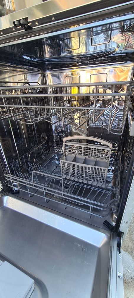 Като нова Съдомиялна Gorenje 60см за вграждане А+ 13к-т