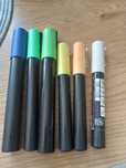 Vând 6 markere posca
