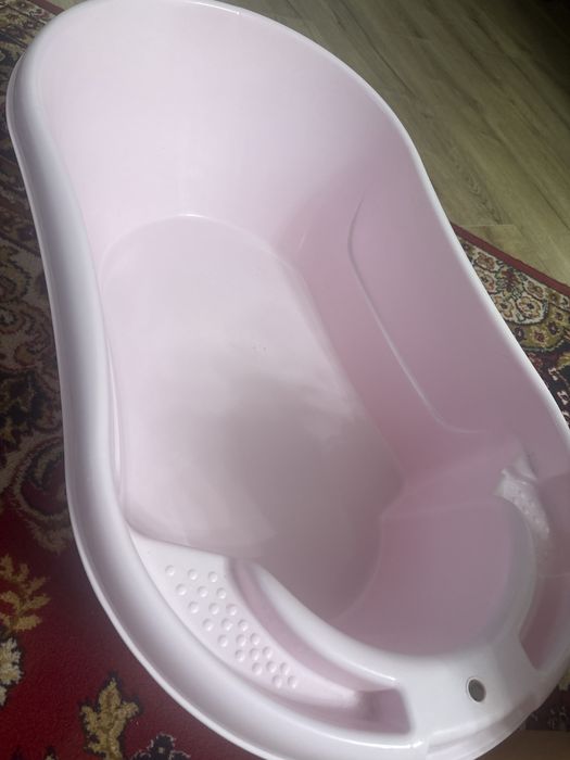 Ванночка розовая для новорожденных до 2 лет