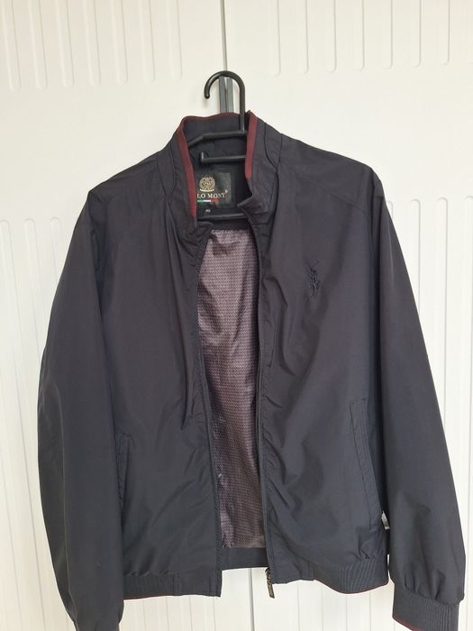 Продам мужскую куртку  размер  46