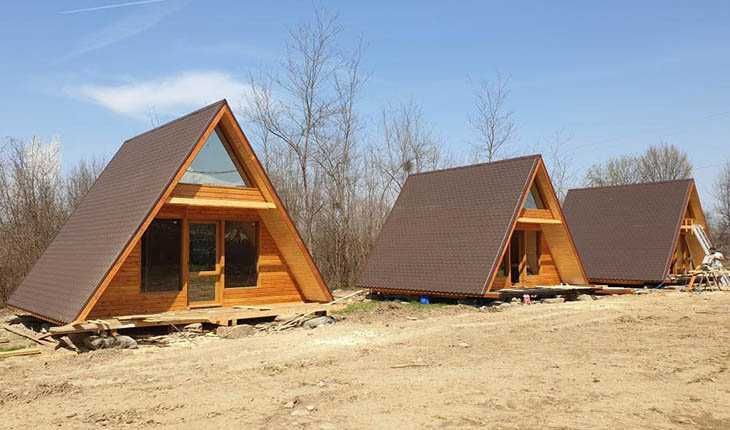 Cabana stil A-Frame si case din structura de lemn