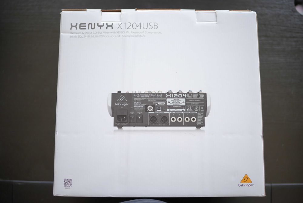 Behringer XENYX X 1204 USB Mixer