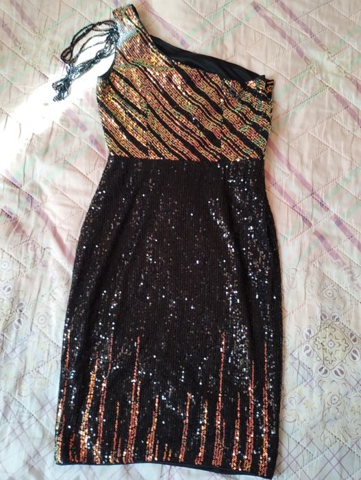 Дамска рокля, пайети