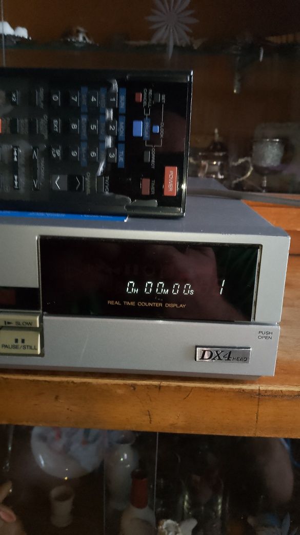 AKAI-VS-37EDG.Ново Мостра.