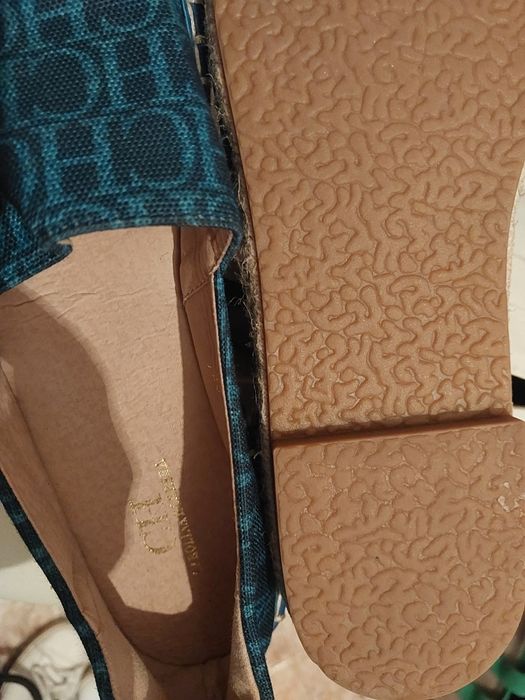 Carolina Herrera Size 40 Нови еспадрили деним