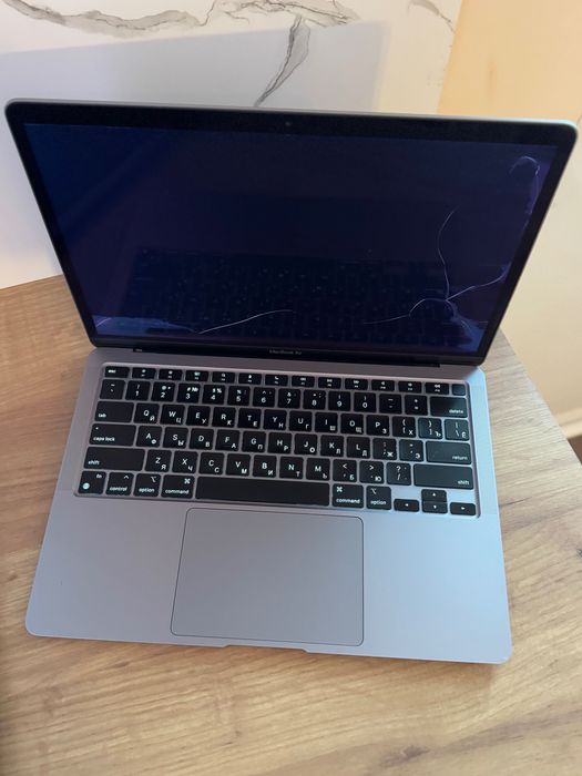 MacBook air M1 за части