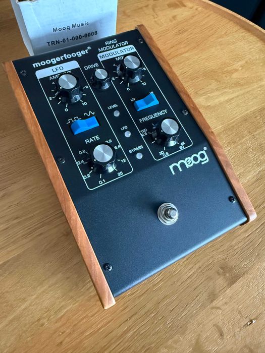 Moog MF-102 Moogerfooger Ring Modulator