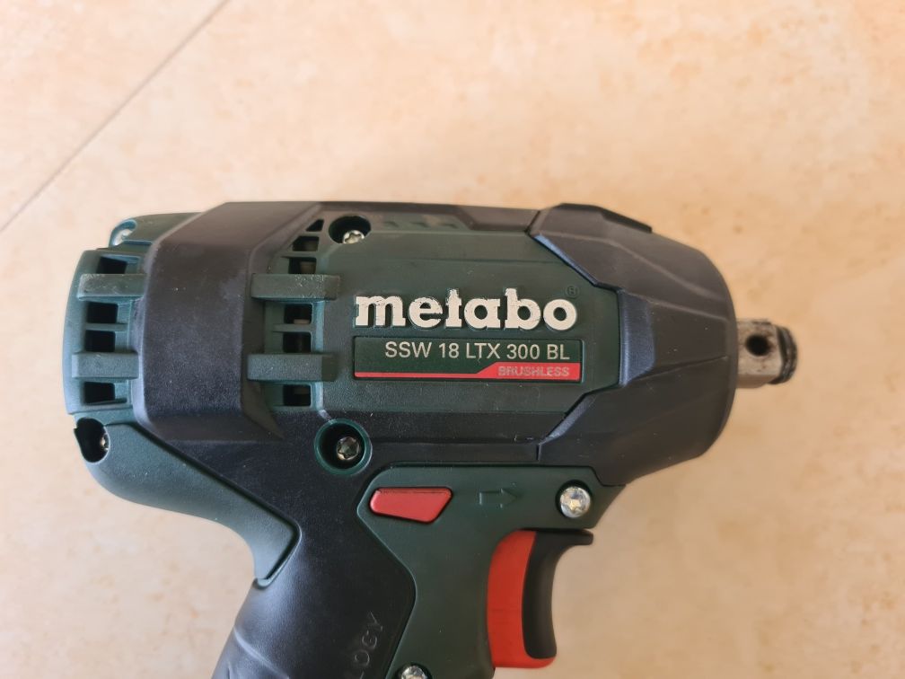 Metabo SSW 18 LTX 300 BL - masina de insurubat