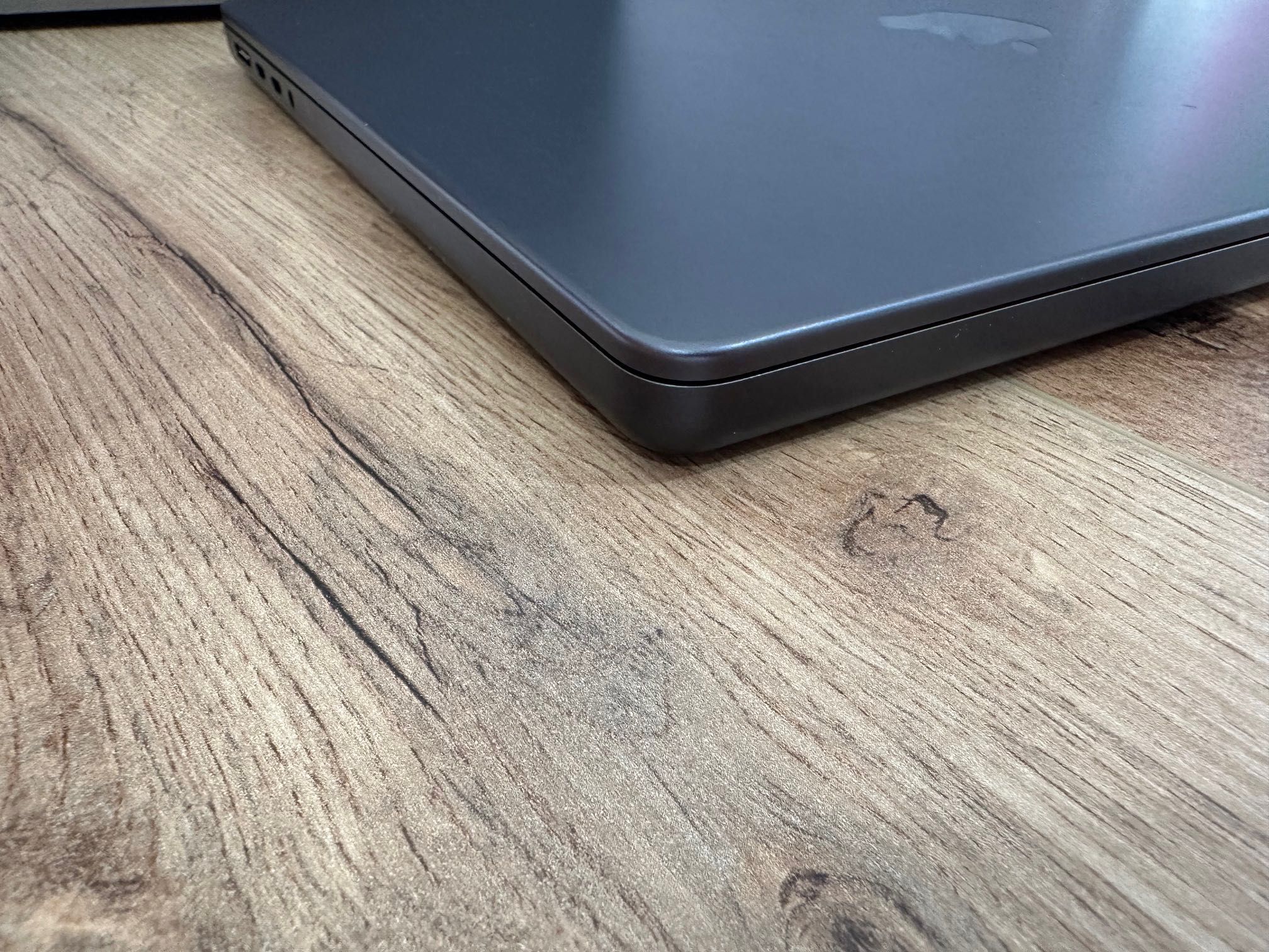 MacBook Pro 14" M4 Chip 10-CPU/10-GPU/16RAM/512SSD ГАРАНЦИЯ 11.02.2026