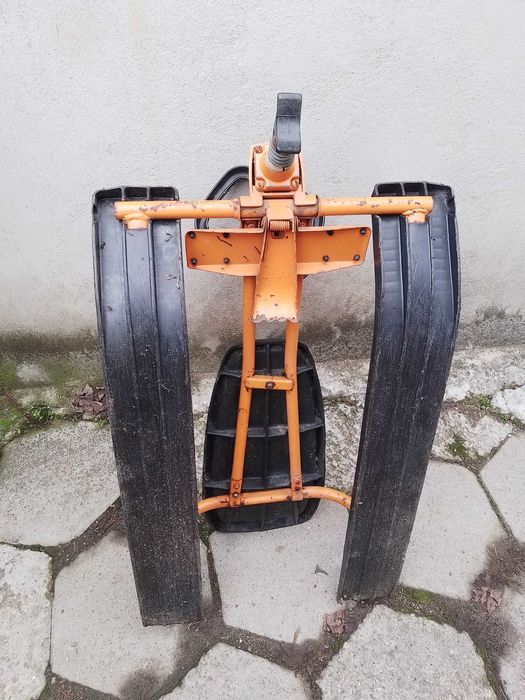 шейна Чук и Гек ( Снегокат)