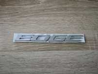 сребрист надпис Ford Edge