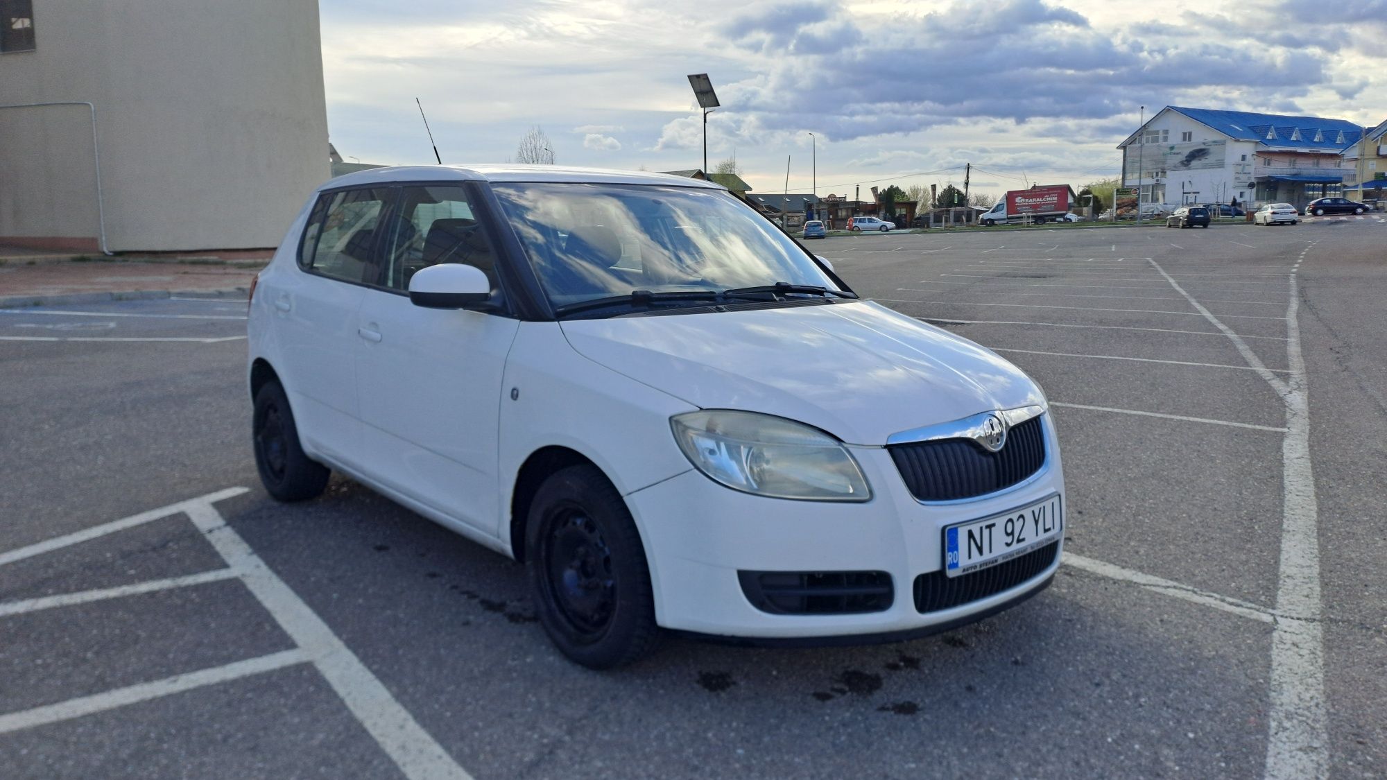 Vând Skoda Fabia 2