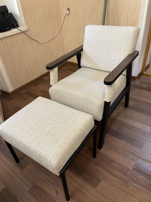 Кросло с пуфиком