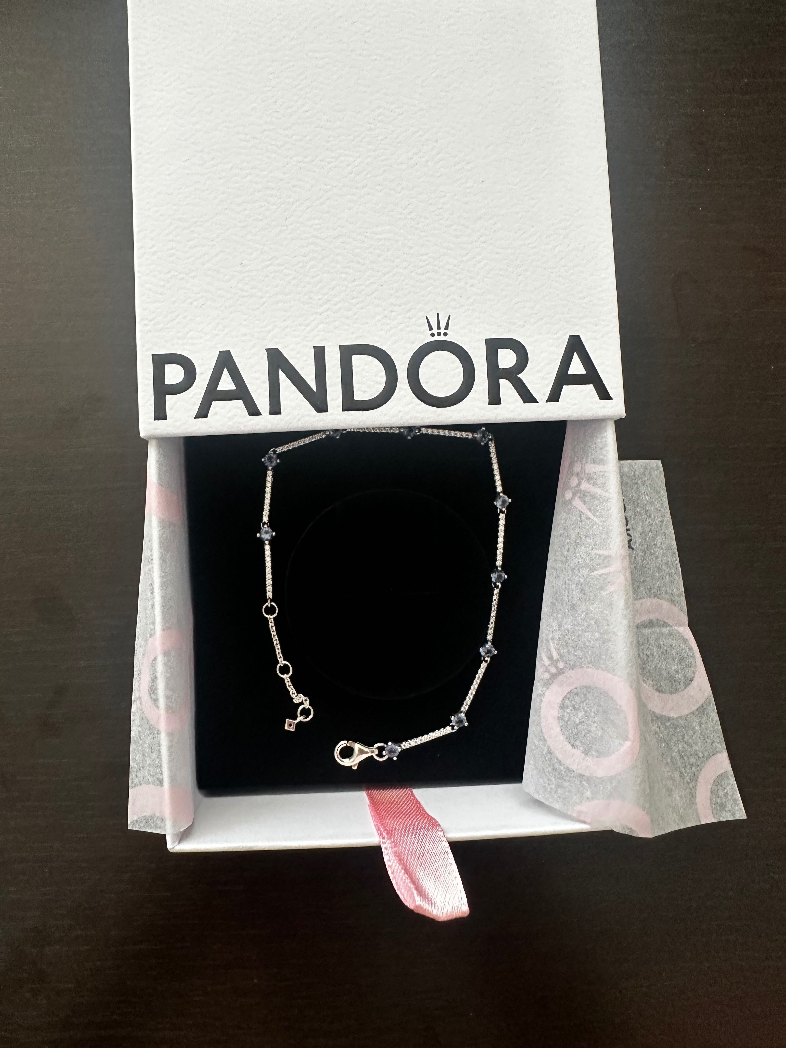 Продавам гривна Pandora- Уверени стъпки