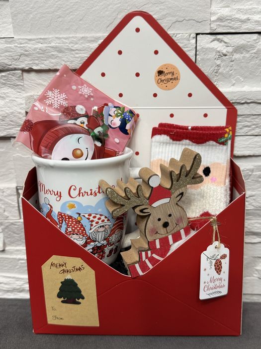 Коледни кутии за подарък