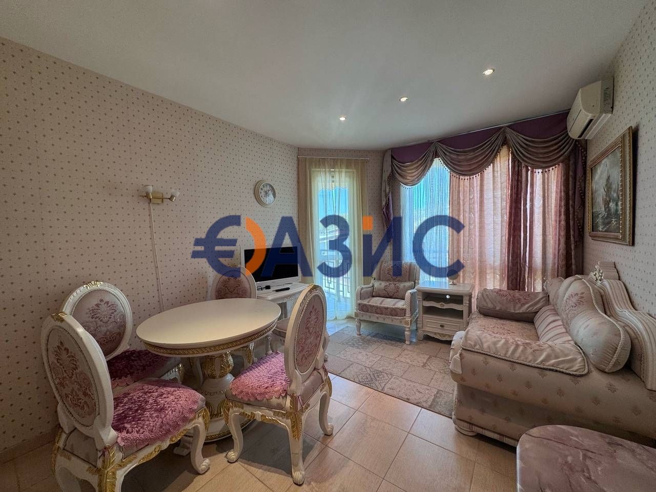 Продава се Тристаен апартамент в к.к. Елените - 83 кв.м за 1132 €/кв.м - Снимка #2