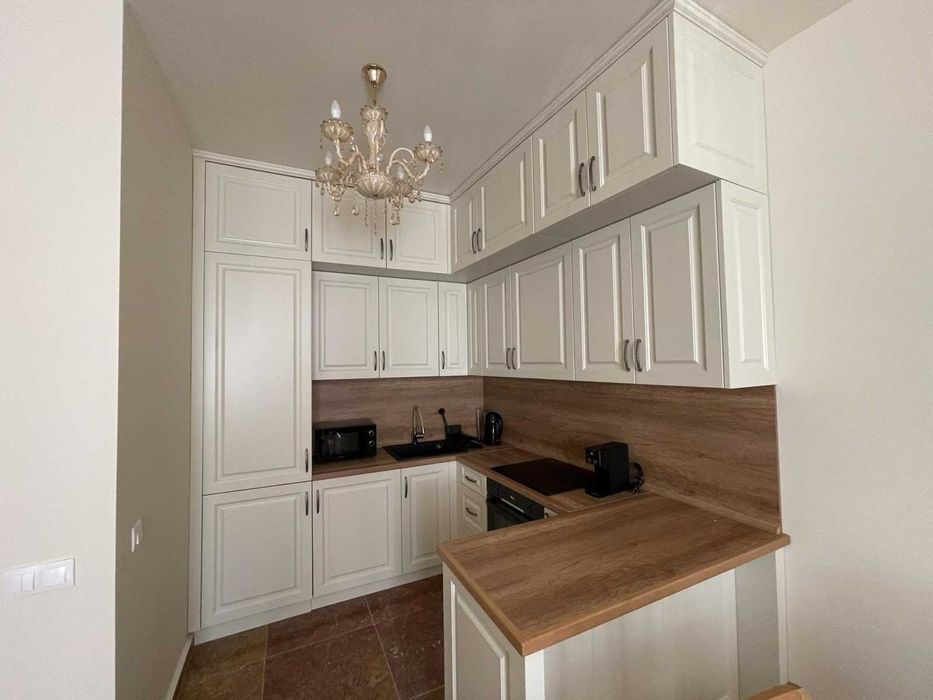 Продава се Двустаен апартамент в София, Зона Б-19 - 81 кв.м за 1976 €/кв.м - Снимка #2
