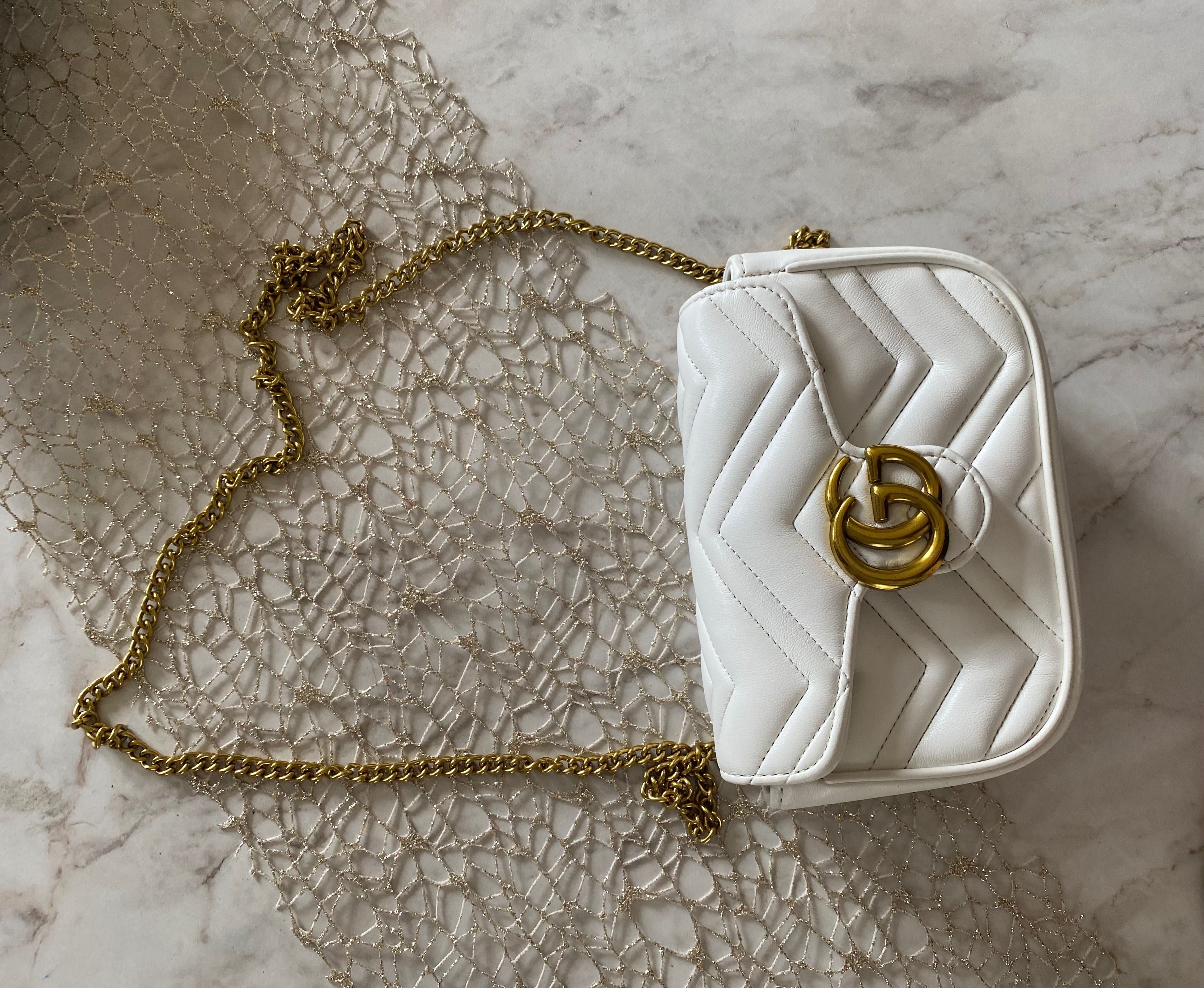 Gucci Super Mini Marmont bag