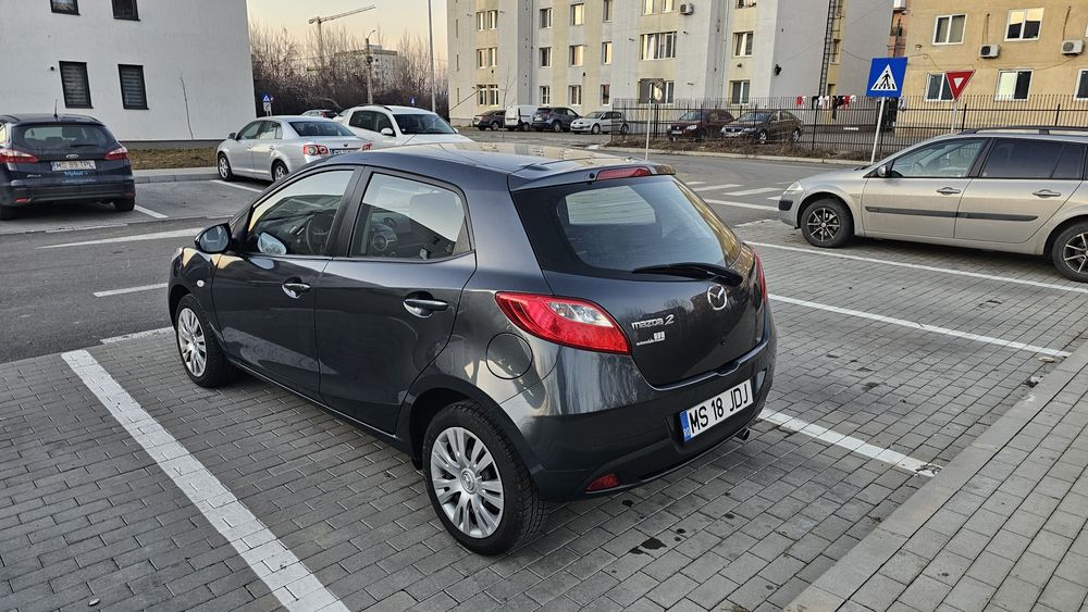 Mazda 2 1.3 benzina 85 cp