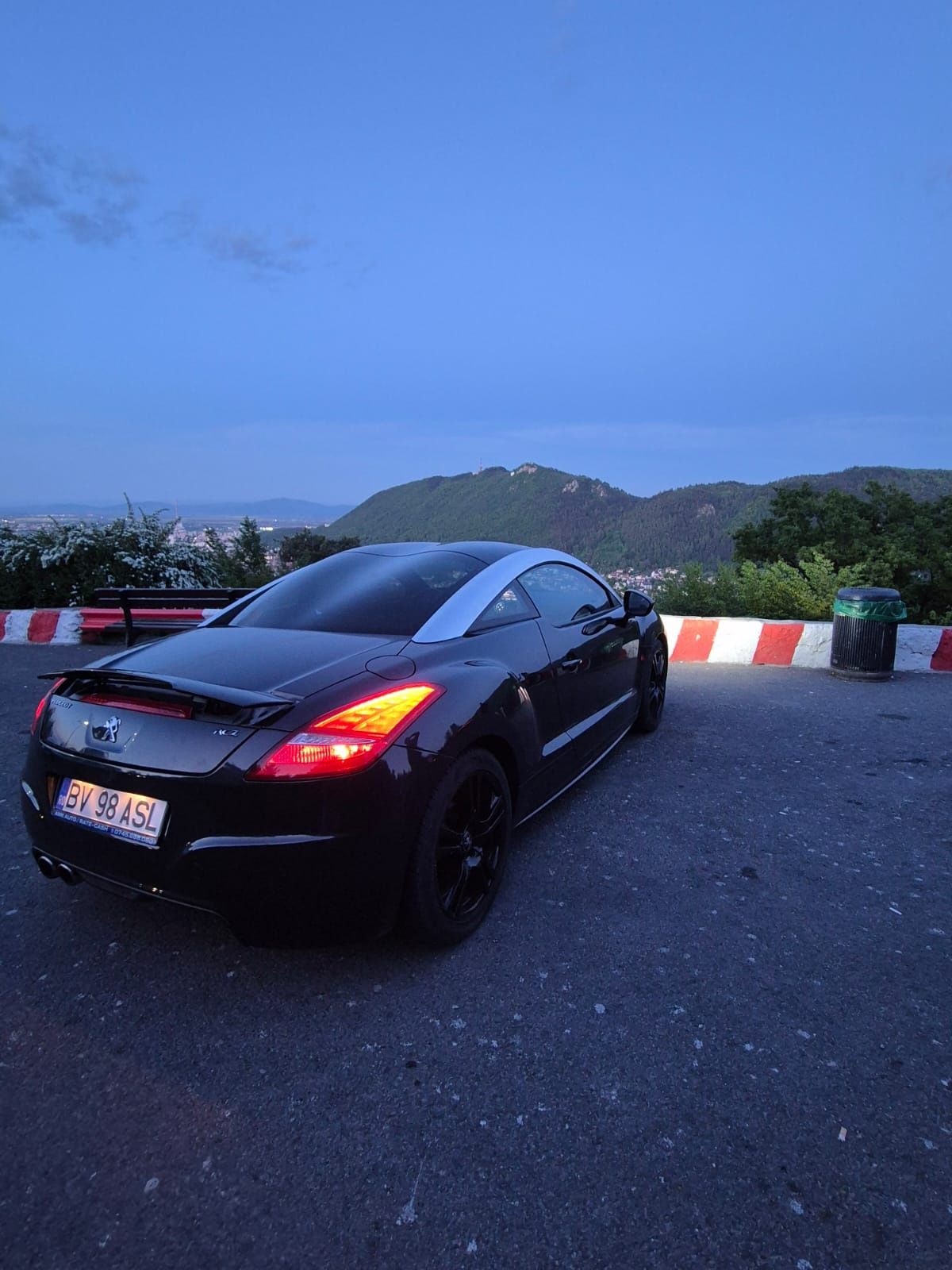 Vând Peugeot RCZ