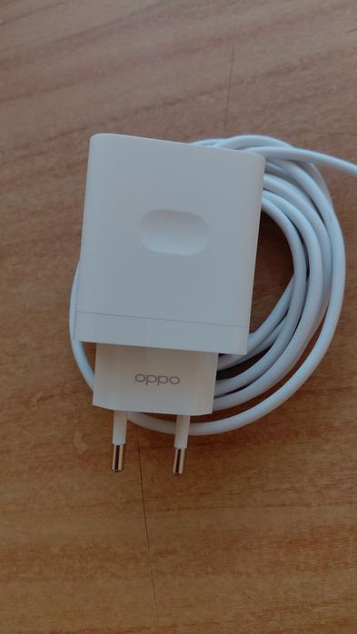 Incarcator original 33W pentru Oppo sau Huawei.