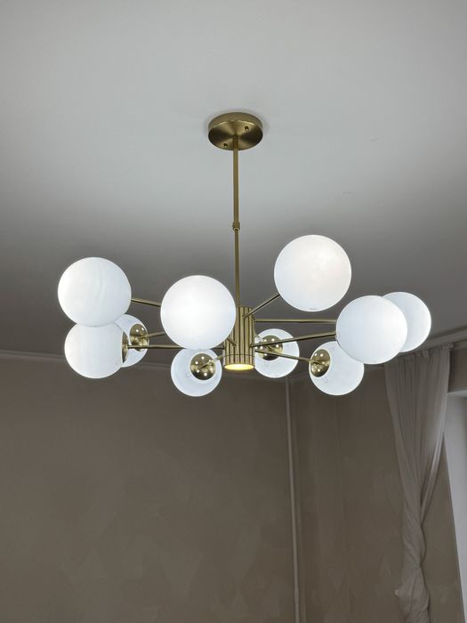 Продам люстру б/у